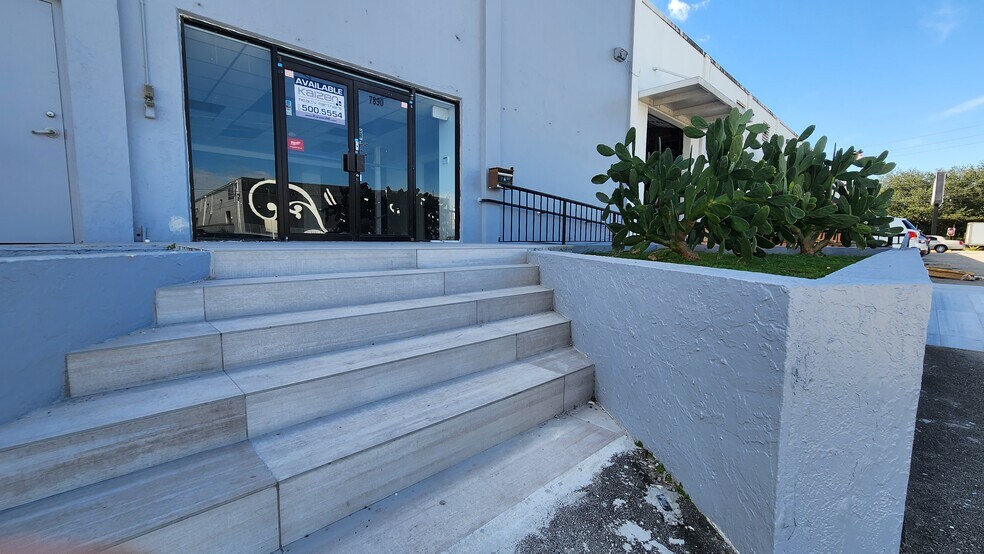More Photos Of 7890 NW 34th St, Miami Warehouse For Lease
