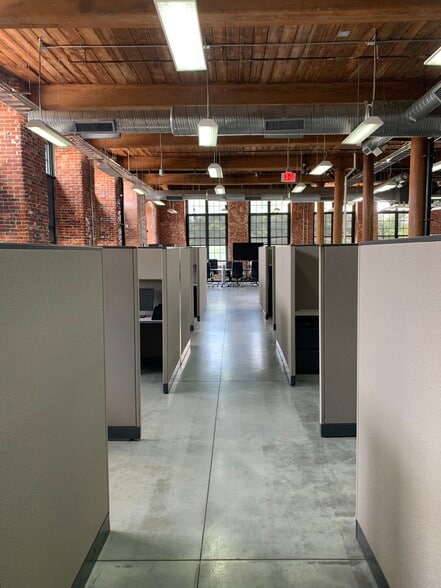 More Photos Of 300 S Firestone St, Gastonia Apartments For Lease