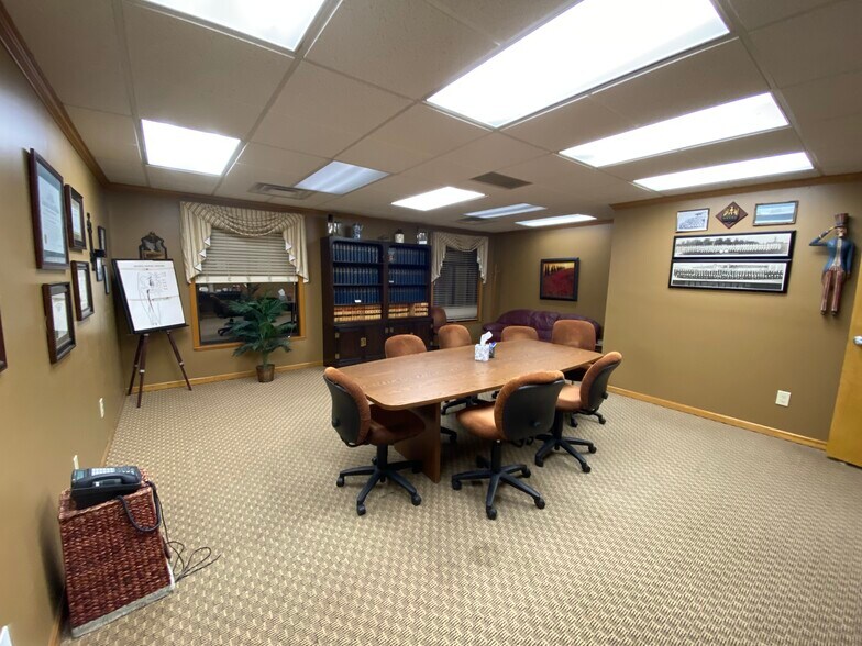 More Photos Of 9459 Lapeer Rd, Davison Office For Sale