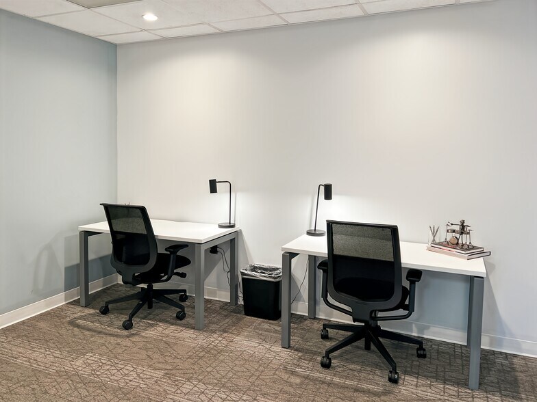 More Photos Of 3117 Whiting Ave, Charlotte Coworking Space