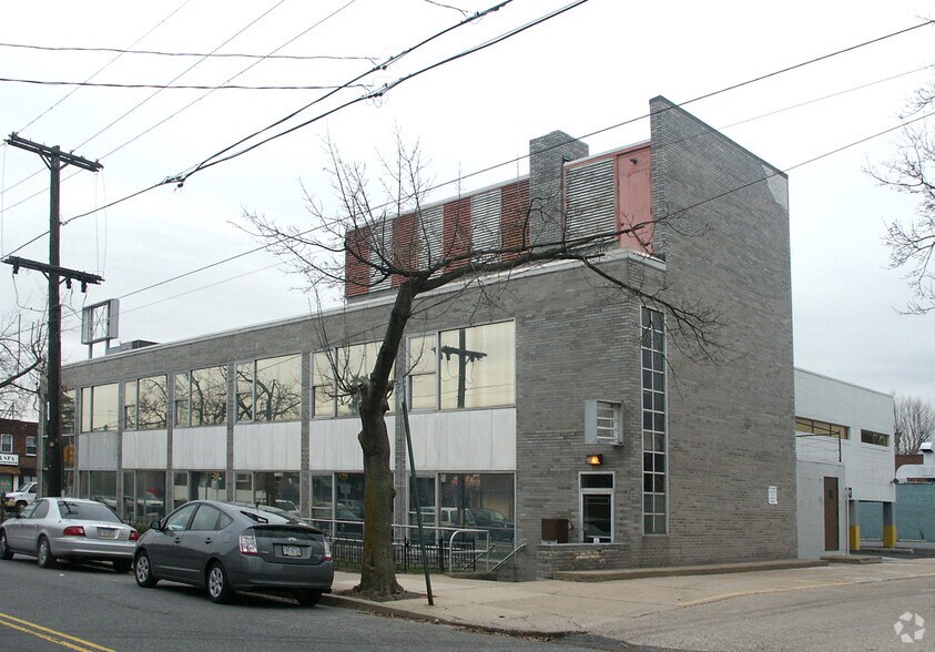 More Photos Of 7034-7048 Castor Ave, Philadelphia Coworking Space
