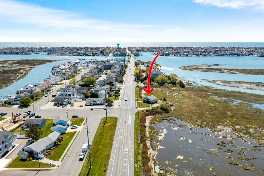 Primary Photo Of 1105 Stone Harbor Blvd, Stone Harbor General Retail For Lease