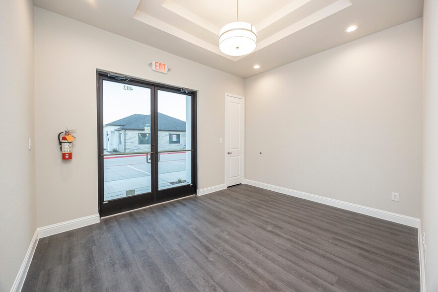 More Photos Of 6000 Alma Rd, McKinney Office For Lease