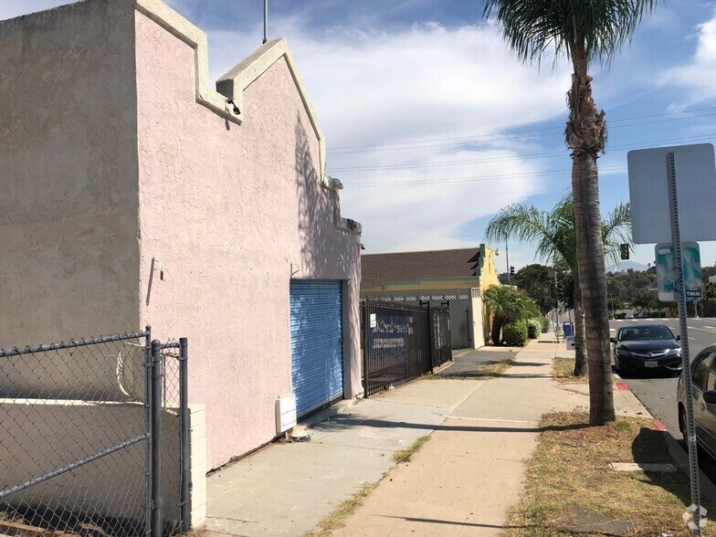 More Photos Of 3170 Market St, San Diego Land For Sale