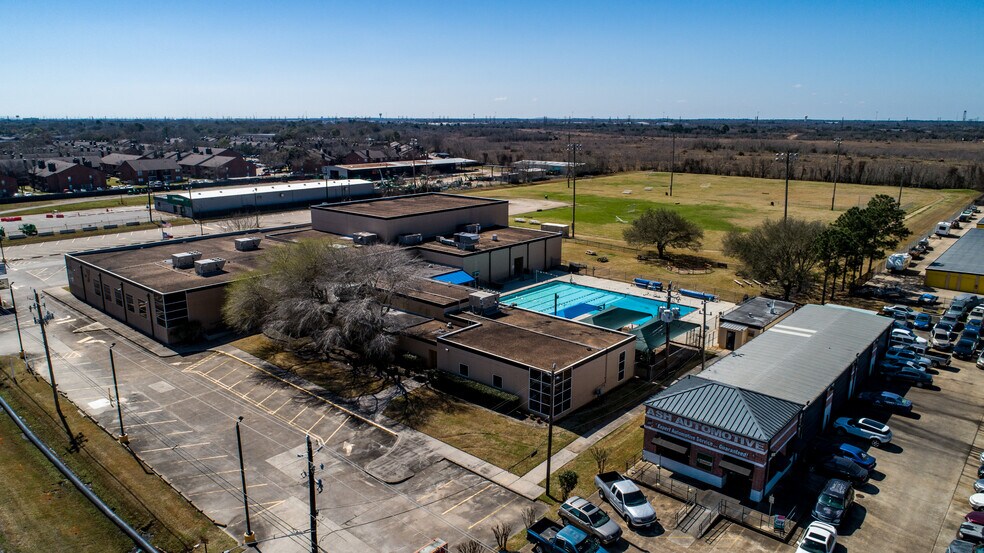 More Photos Of 14650 Old Galveston Road (Hwy 3), Webster Schools For Sale