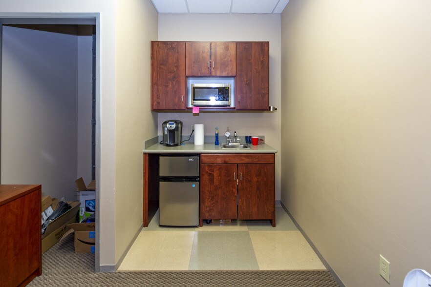 More Photos Of 1223 Pleasant Grove Blvd, Roseville Office For Sale