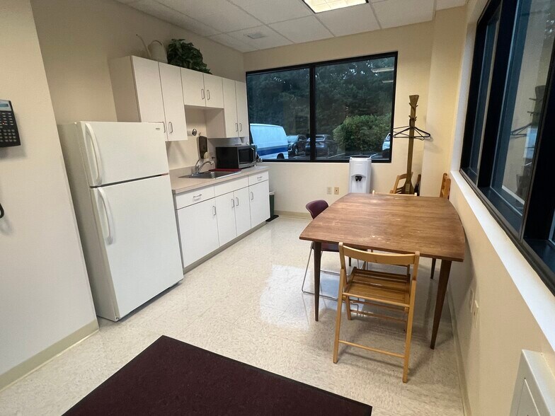 More Photos Of 265 Benton Dr, East Longmeadow Medical For Sale