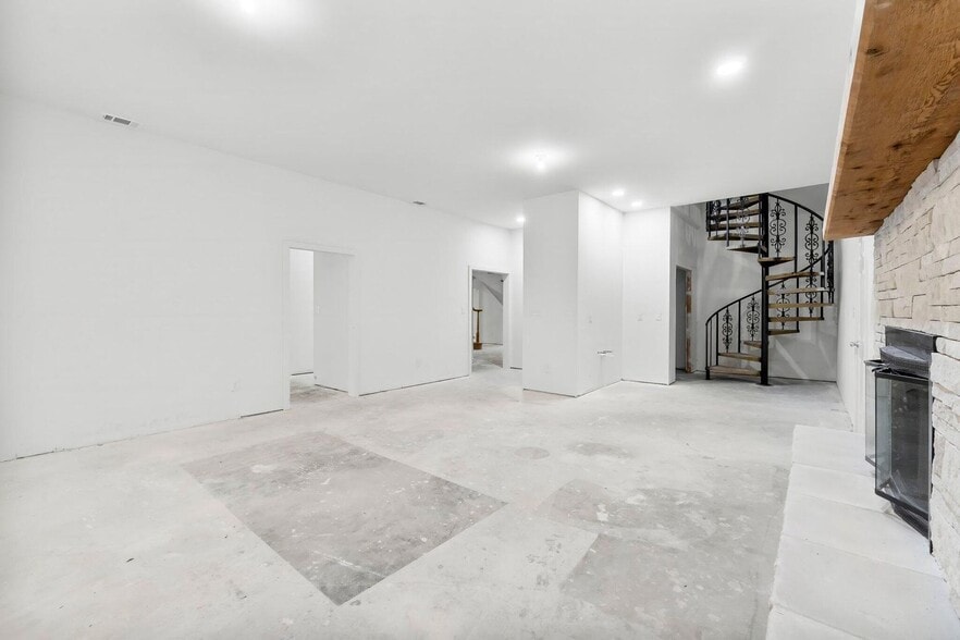 More Photos Of 680 Mallet Bayou Rd, Freeport Lodge Meeting Hall For Sale