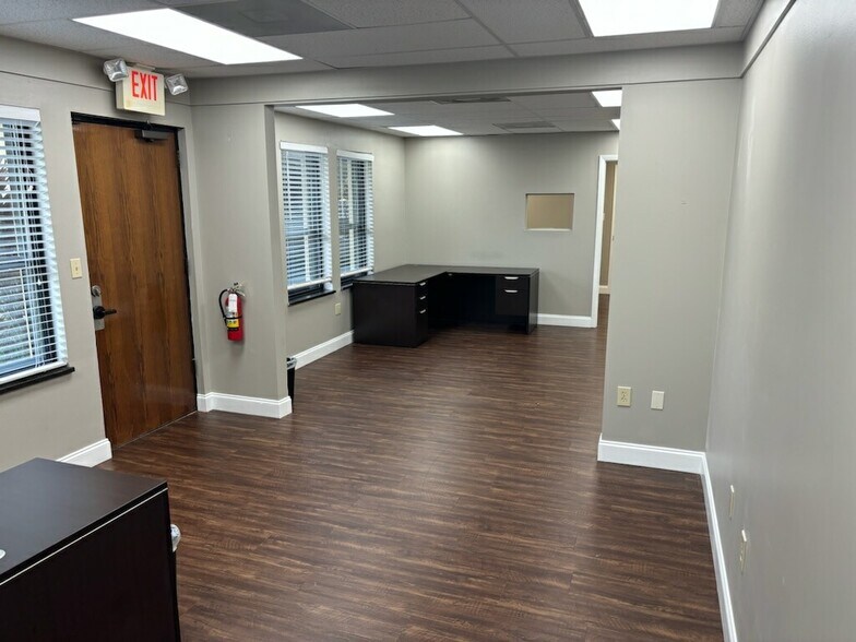 More Photos Of 921 Douglas Ave, Altamonte Springs Office For Lease