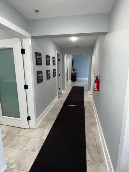 More Photos Of 2100 Ronald Reagan Blvd, Longwood Showroom For Lease