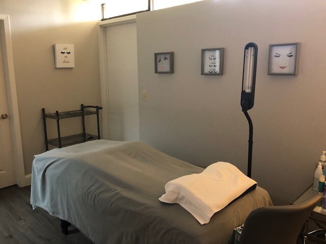 More Photos Of 1416 Campbell Rd, Houston Medical For Lease