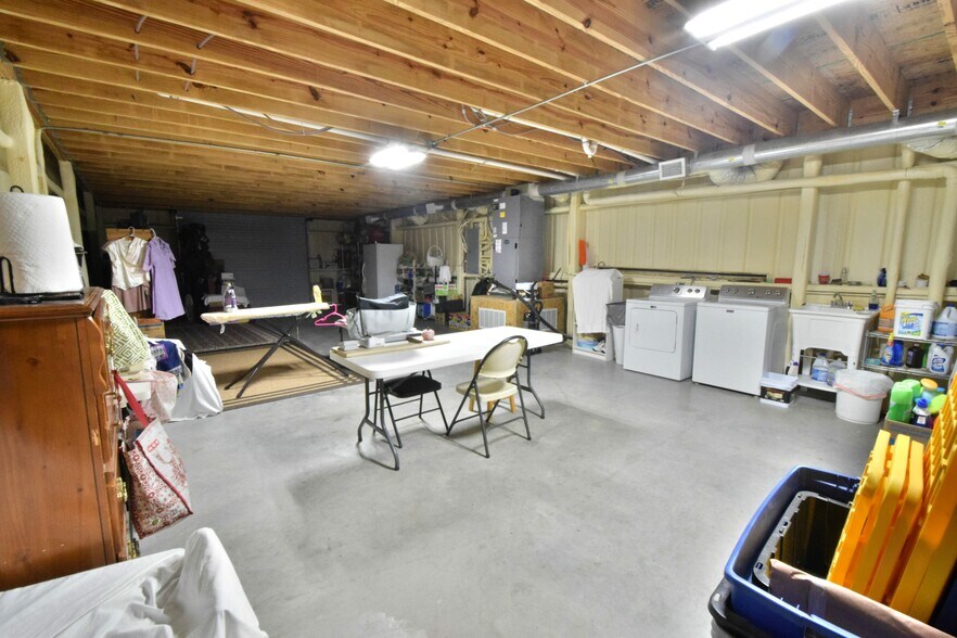 More Photos Of 17829 US 377 Hwy, Cresson Airplane Hangar For Sale