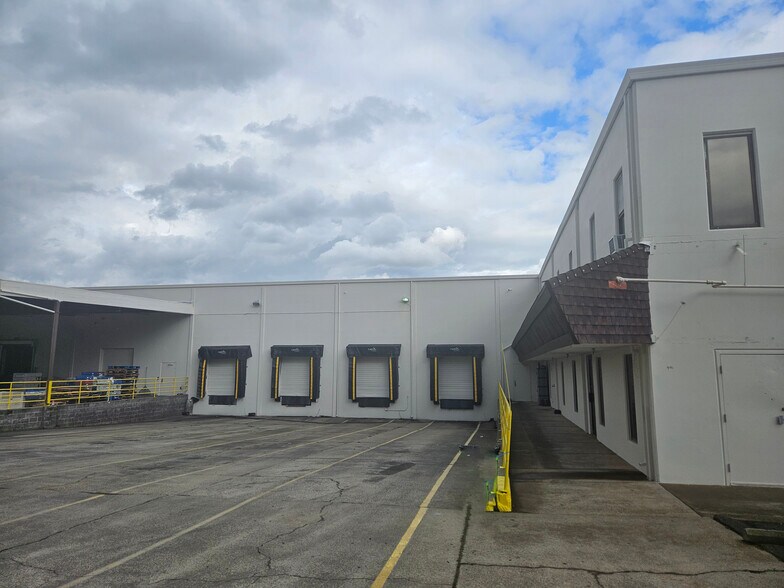 Primary Photo Of 4050 Pell Cir, Sacramento Warehouse For Sale