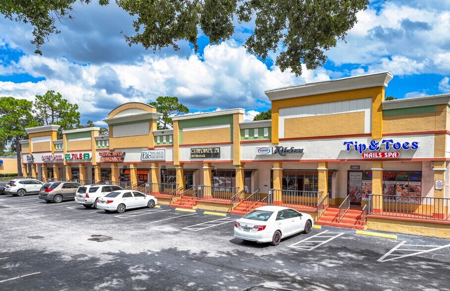 More Photos Of 28801-28829 US Hwy 19 N, Clearwater Storefront For Sale