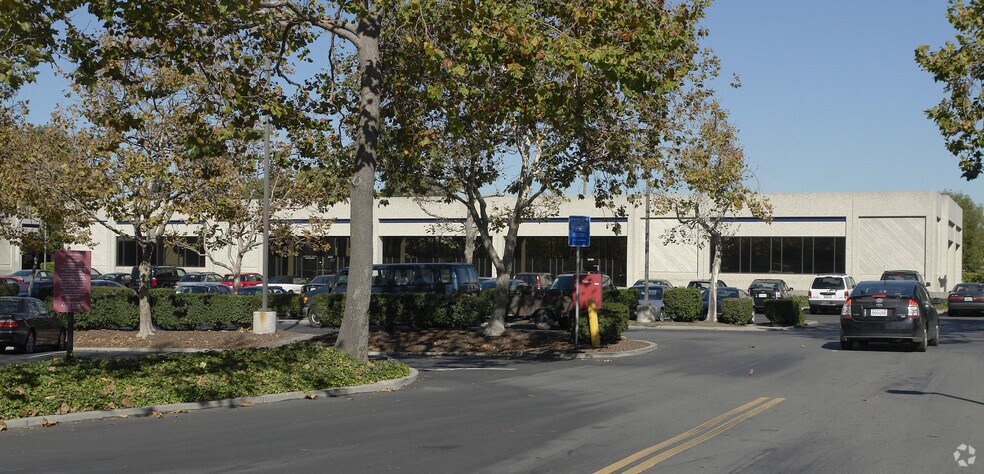 More Photos Of 2330-2344 Merced St, San Leandro Office For Lease