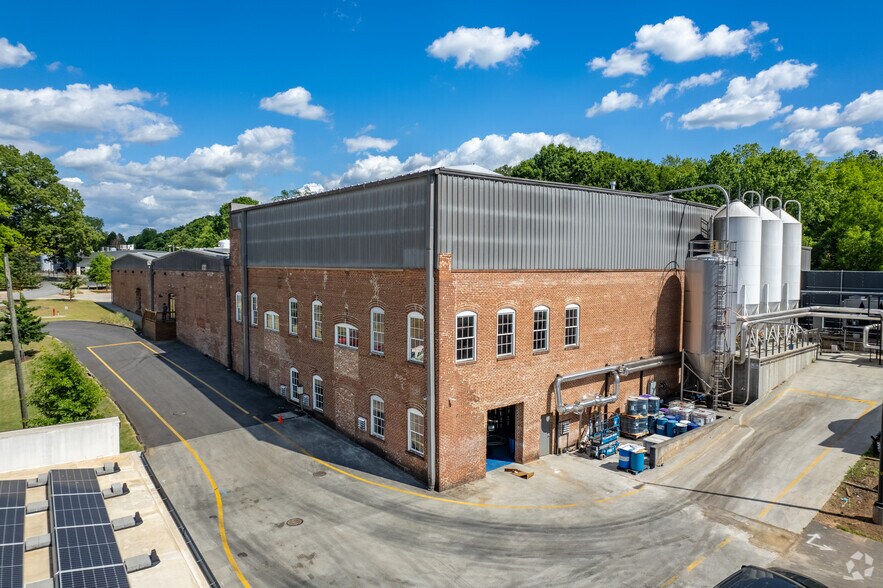 More Photos Of 355 Oneta St, Athens Loft Creative Space For Lease