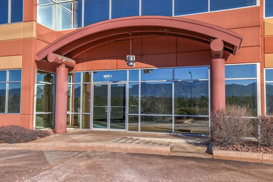 More Photos Of 7350 Campus Dr, Colorado Springs Office For Sale