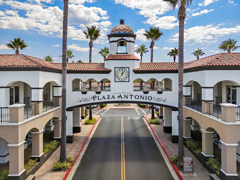 More Photos Of 22361-22451 Antonio Pky, Rancho Santa Margarita Unknown For Lease