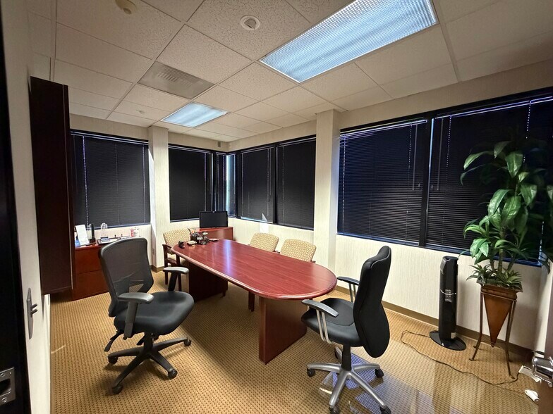 More Photos Of 23171-23173 La Cadena Dr, Laguna Hills Medical For Lease