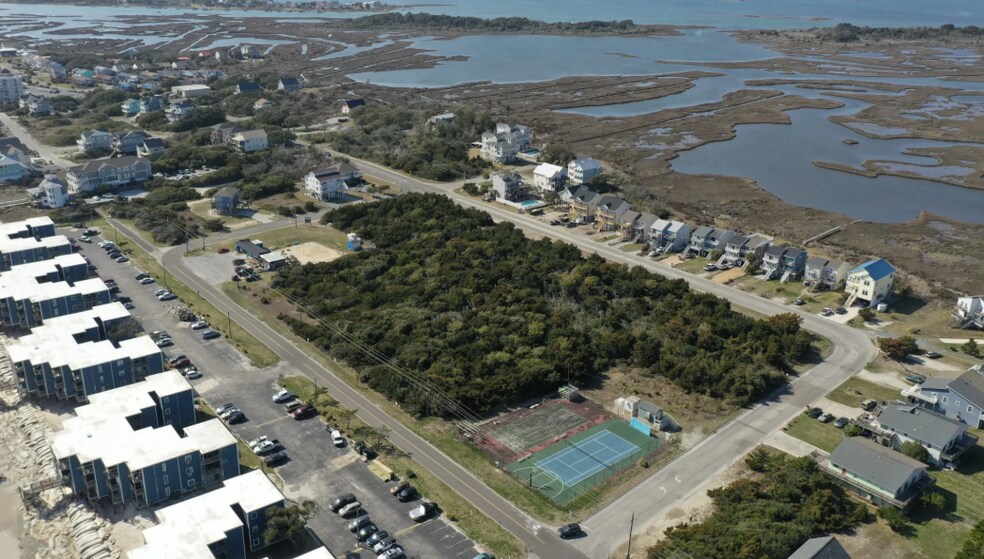 More Photos Of 2181 New River Inlet Rd, North Topsail Beach Convenience Store For Sale