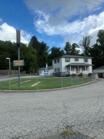 Primary Photo Of 5701 Kirkwood Hwy, Wilmington Showroom For Lease