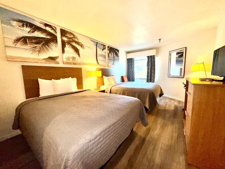 More Photos Of 1768 Beach Blvd, Biloxi Hotel For Sale