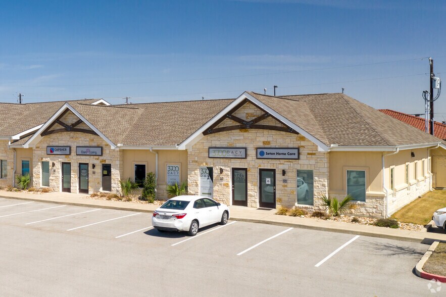 Primary Photo Of 1300 Dacy Ln, Kyle Medical For Lease