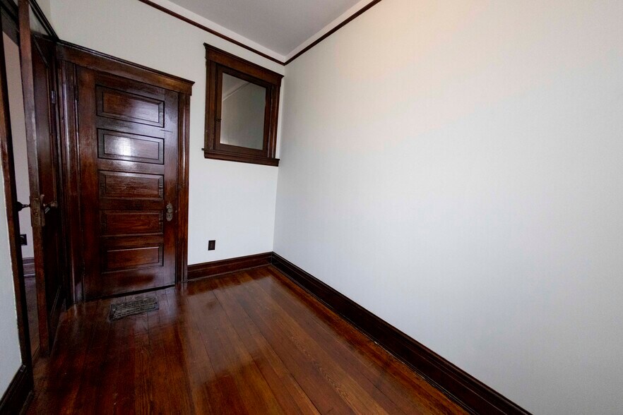 More Photos Of 14536 E Jefferson Ave, Detroit Storefront Retail Residential For Sale