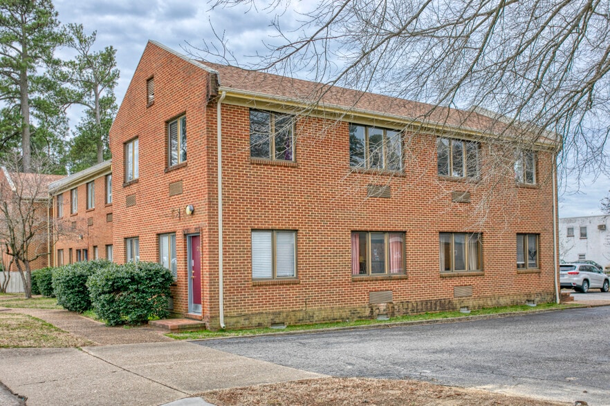 More Photos Of 160-170 2nd St, Williamsburg Office For Lease