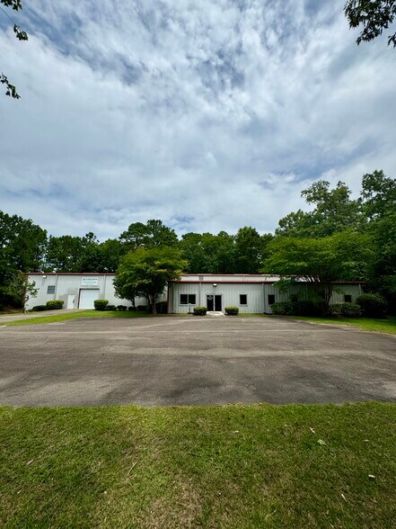 Primary Photo Of 3138 Industry Dr, North Charleston Warehouse For Lease