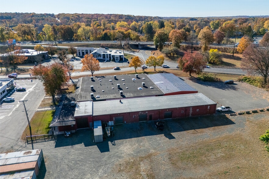 More Photos Of 2 S Bridge Dr, Agawam Office For Lease