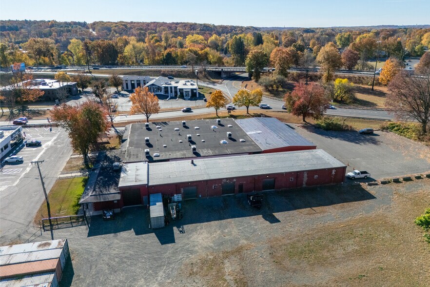 More Photos Of 2 S Bridge Dr, Agawam Office For Lease