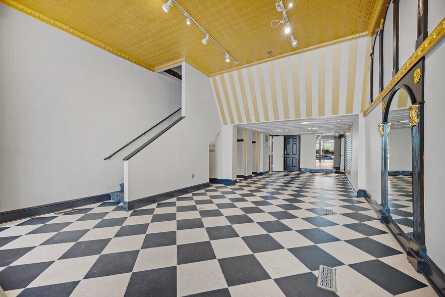 More Photos Of 43 Main St, Clinton Township Storefront For Sale