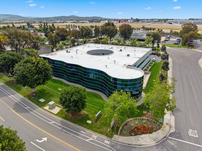 More Photos Of 2231 Rutherford Rd, Carlsbad Office For Lease