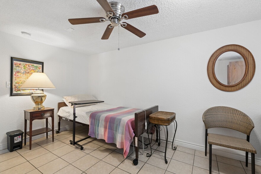 More Photos Of 1600 E Citation Ln, Tempe Assisted Living For Sale