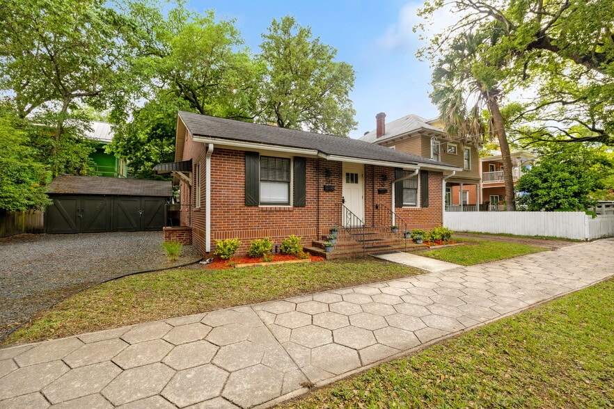 More Photos Of 240 E 6th St, Jacksonville Specialty For Sale