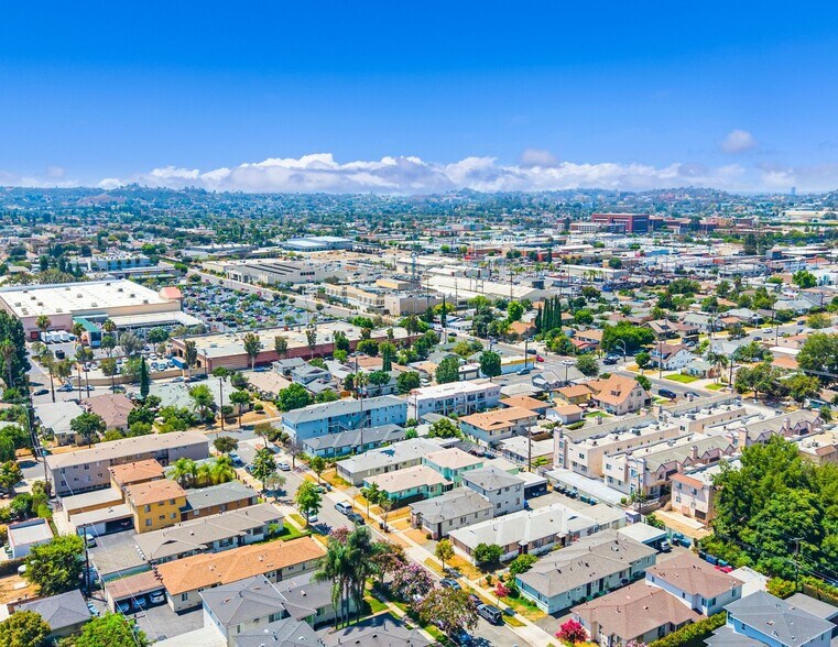 More Photos Of 221 S Bushnell Ave, Alhambra Multifamily For Sale