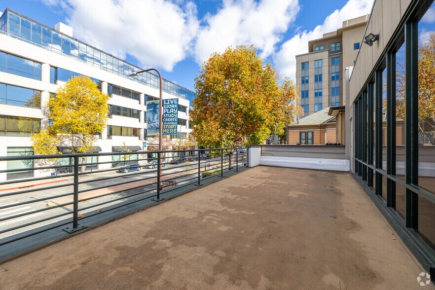 More Photos Of 1950 University Ave, Berkeley Loft Creative Space For Sale