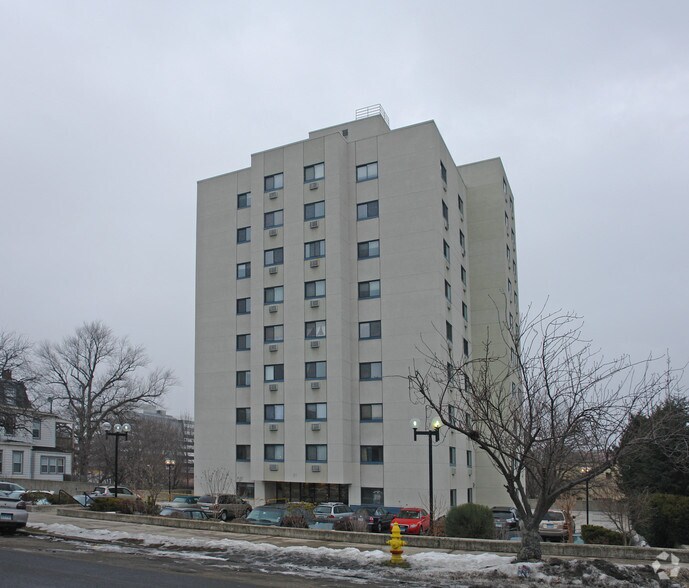 More Photos Of 51 Schuyler Ave, Stamford Apartments For Sale