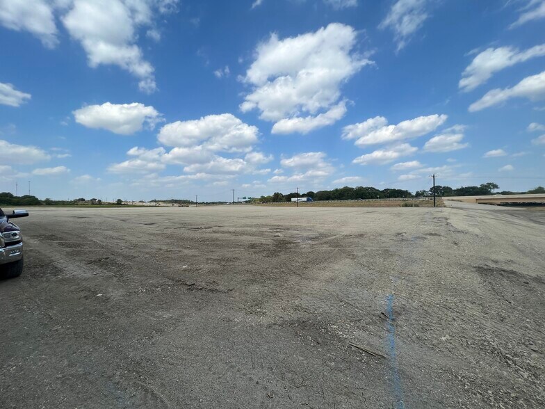More Photos Of TBD S Central Expressway, Melissa Land For Sale