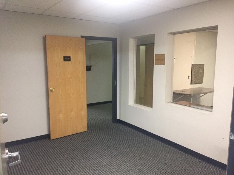 More Photos Of 4045 N Wadsworth Blvd, Wheat Ridge Office For Lease