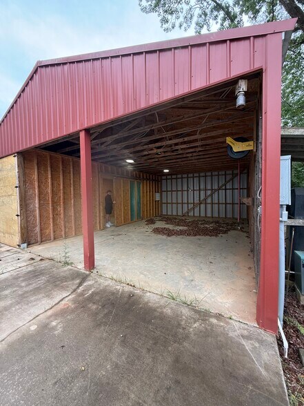 More Photos Of 5610 Morgan Mill Rd, Monroe Industrial For Sale
