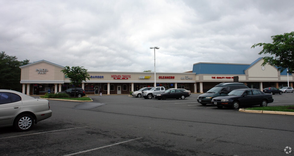 More Photos Of 8040-8094 Rolling Rd, Springfield Unknown For Lease