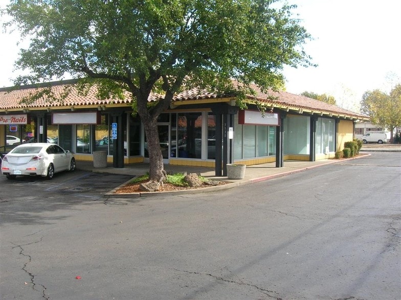 More Photos Of 3136-3222 Jefferson St, Napa Unknown For Lease