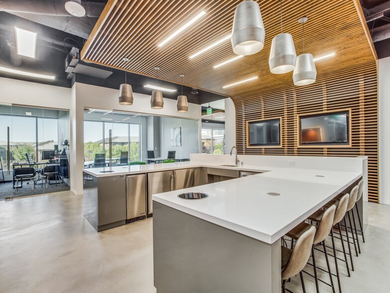 More Photos Of 5700 Tennyson Pky, Plano Coworking Space