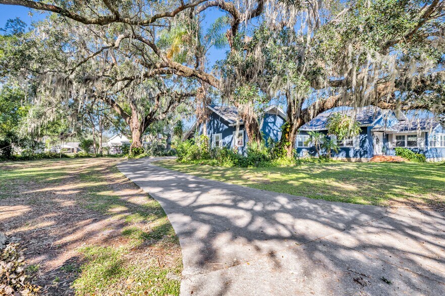 More Photos Of 214 S Woodland St, Winter Garden Land For Sale