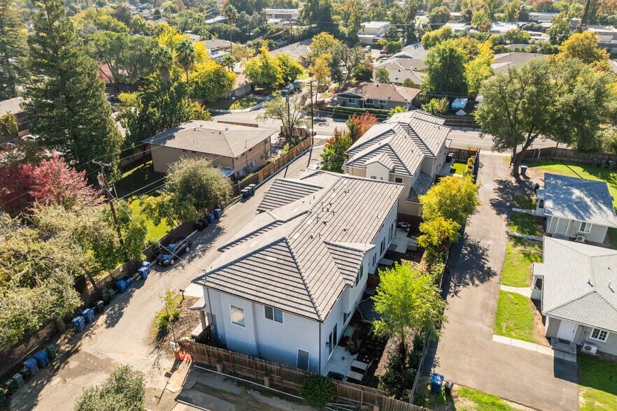 More Photos Of 5841 Del Campo Ln, Carmichael Multifamily For Sale