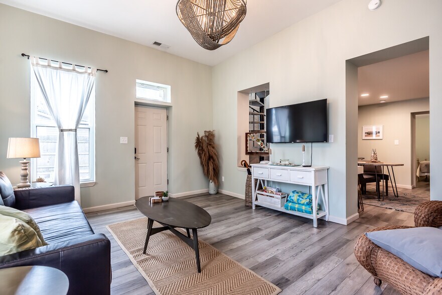 More Photos Of 320 N Mechanic St, Lebanon Multifamily For Sale