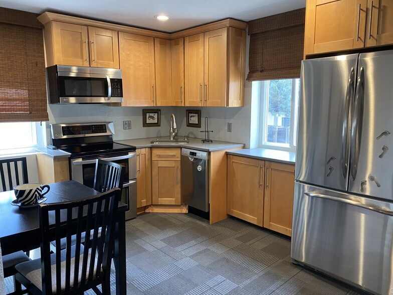 More Photos Of 7390 Lowell Blvd, Westminster Office For Lease