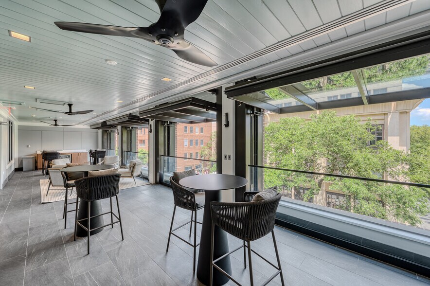 More Photos Of 151 Meeting St, Charleston Office Residential For Lease